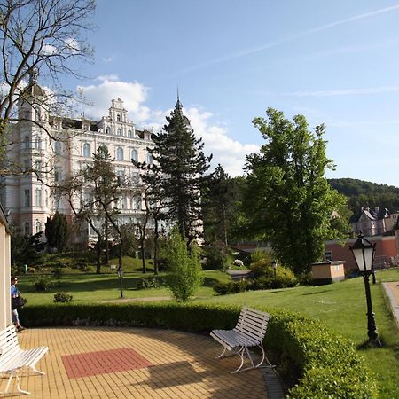 Bristol Palace カルロヴィ・ヴァリ エクステリア 写真